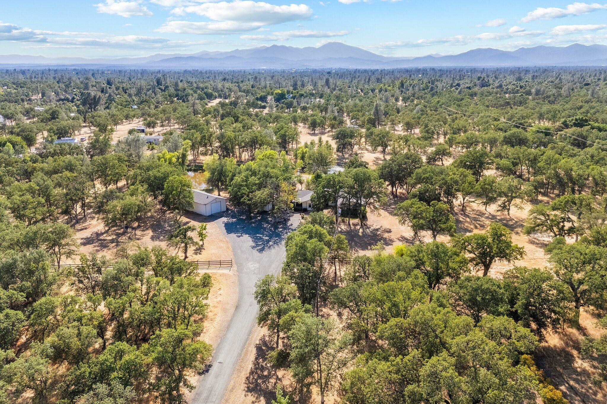 9878 Logan Road Redding, CA 96003 - Photo 32 of 35 BiggerFlow Real Estate Media-51