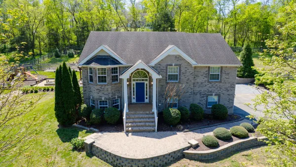 $749,900 | 1759 V.P. Lunn Drive, Spring Hill, TN 37174
