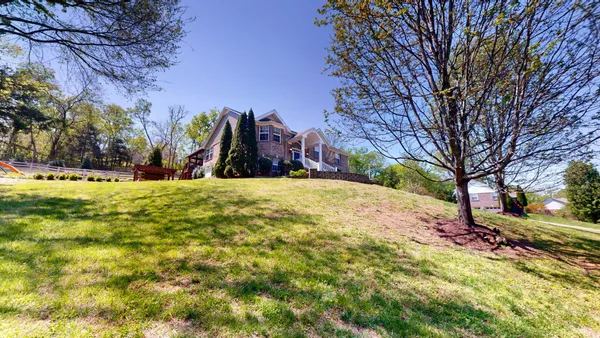 $749,900 | 1759 V.P. Lunn Drive, Spring Hill, TN 37174