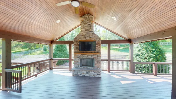 $749,900 | 1759 V.P. Lunn Drive, Spring Hill, TN 37174