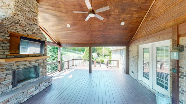 $749,900 | 1759 V.P. Lunn Drive, Spring Hill, TN 37174