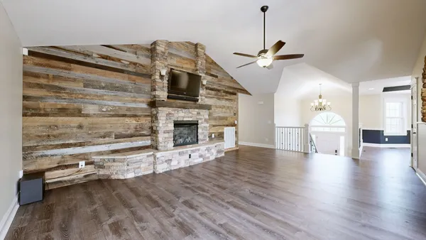 $749,900 | 1759 V.P. Lunn Drive, Spring Hill, TN 37174