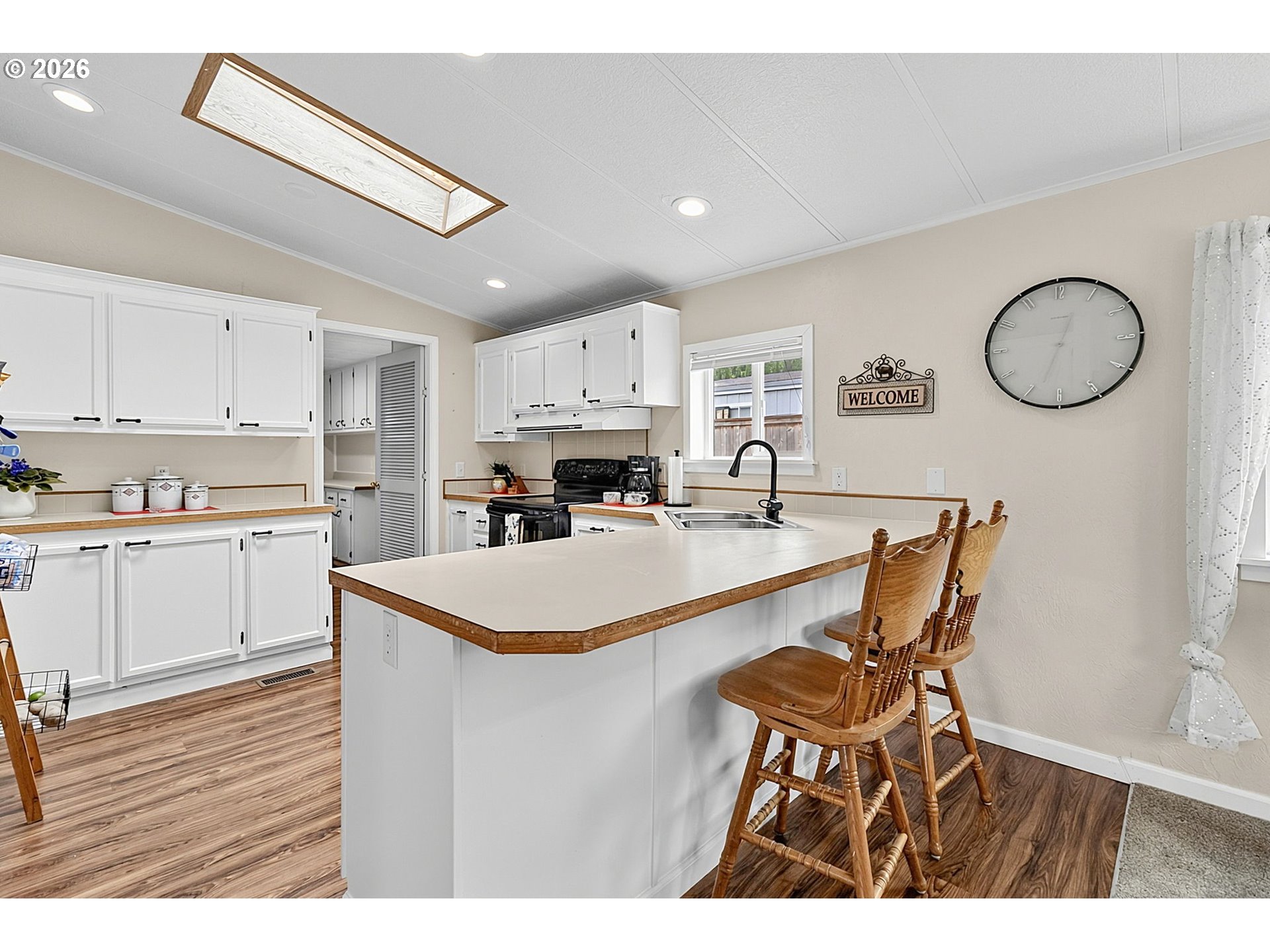1095 South 59th Street Springfield, OR 97478 - Photo 5 of 36