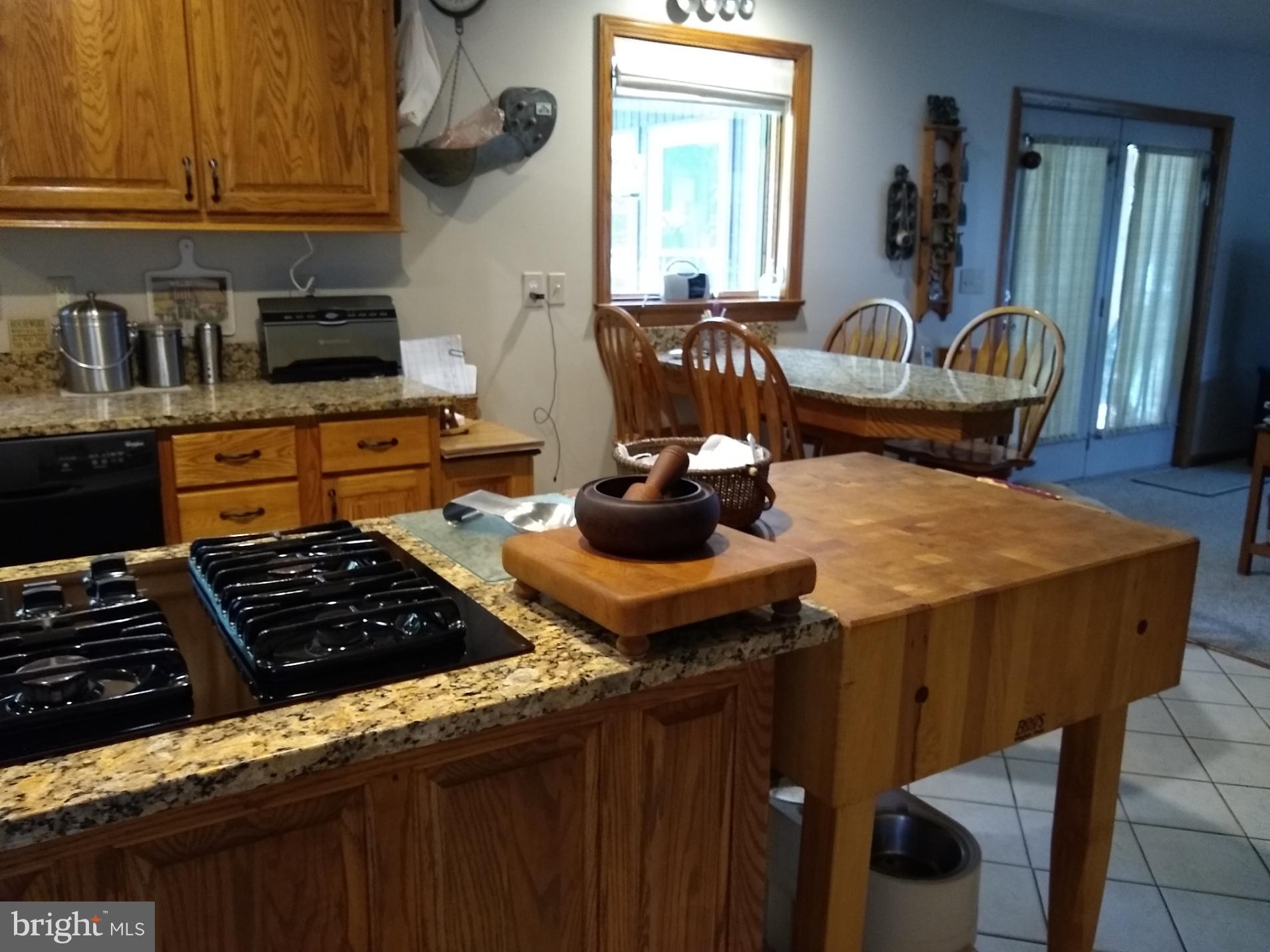 15007 Clement Armstrong Road Southwest Cumberland, MD 21502 - Photo 7 of 14 Kitchen