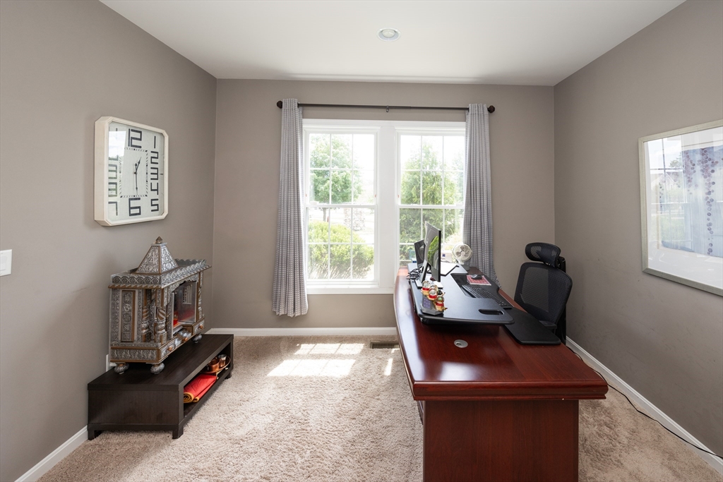 1 Warmstone Way, Unit 1 Hopkinton, MA 01748 - Photo 7 of 42