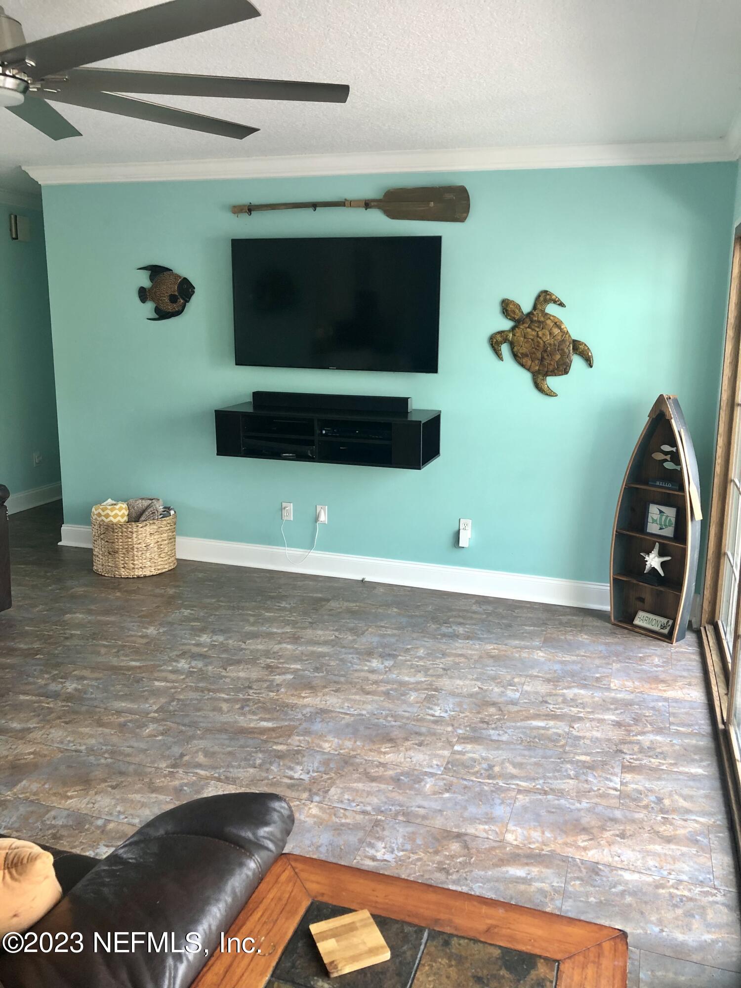 1976 Cornell Road Middleburg, FL 32068 - Photo 4 of 46 a view of a living room