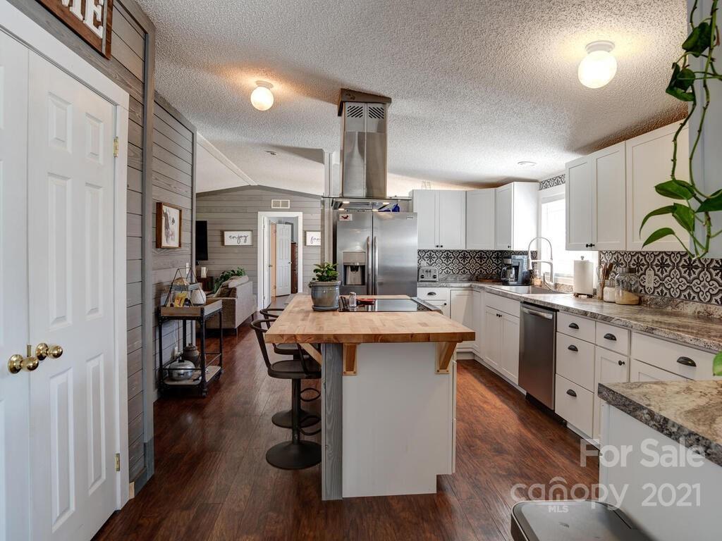 35 Old Case Road Fletcher, NC 28732 - Photo 16 of 31 Gallery Image 16
