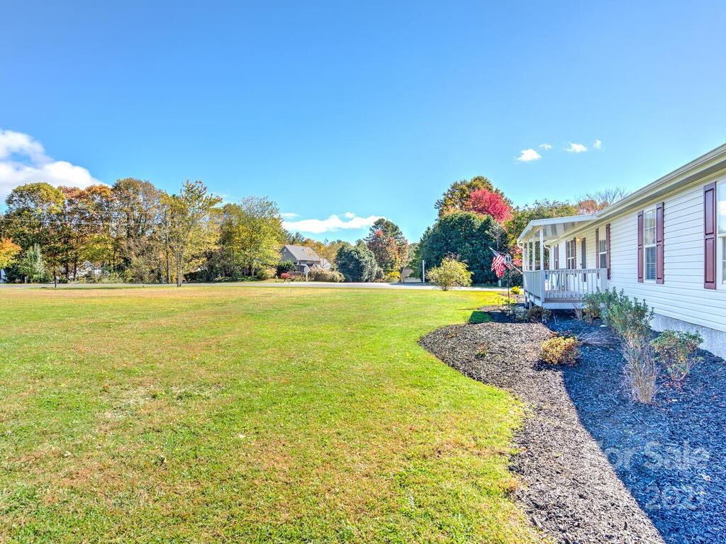 35 Old Case Road Fletcher, NC 28732 - Photo 3 of 31 Gallery Image 3