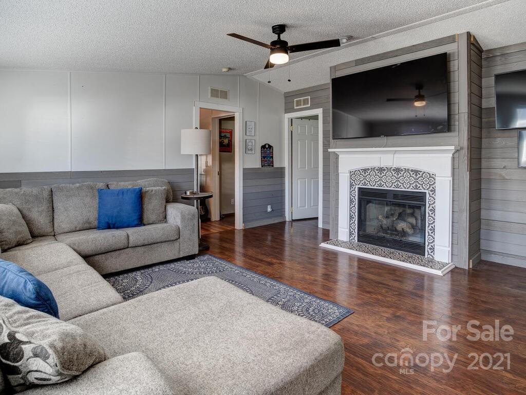 35 Old Case Road Fletcher, NC 28732 - Photo 22 of 31 Gallery Image 22