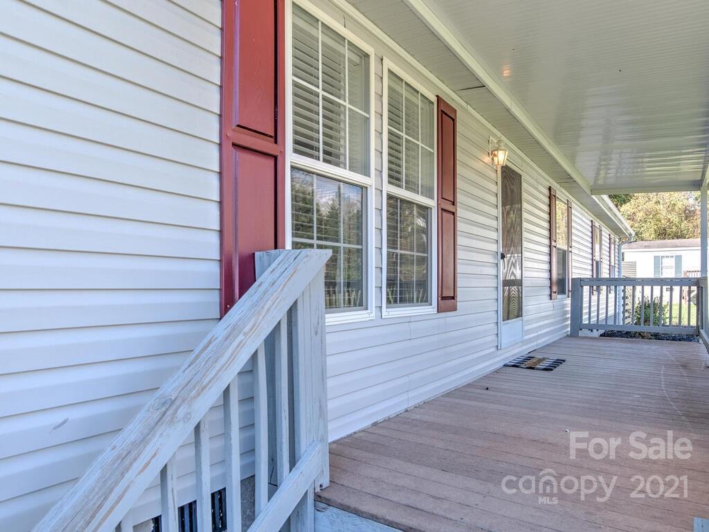35 Old Case Road Fletcher, NC 28732 - Photo 4 of 31 Gallery Image 4