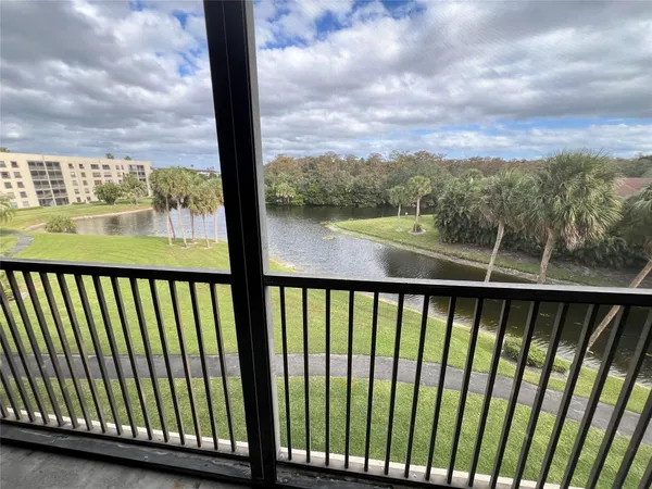 $2,050 | 2900 Northwest 42nd Avenue, Unit A409, Coconut Creek, FL 33066