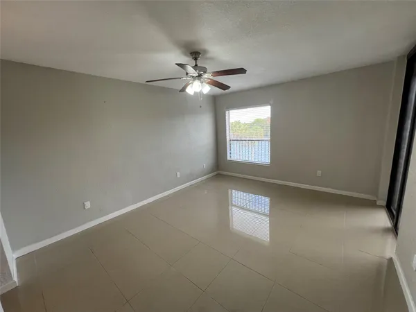$2,050 | 2900 Northwest 42nd Avenue, Unit A409, Coconut Creek, FL 33066