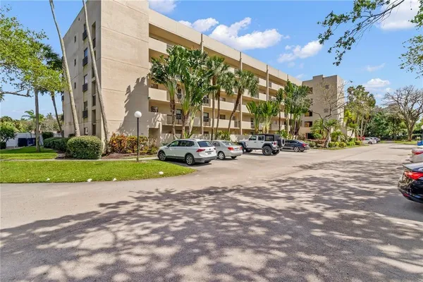 $2,050 | 2900 Northwest 42nd Avenue, Unit A409, Coconut Creek, FL 33066