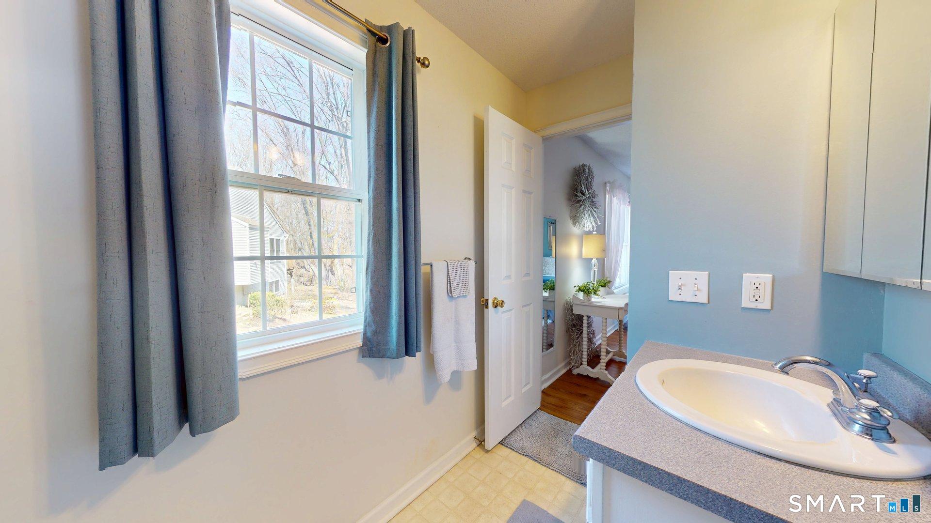 98 Dibble Hollow Lane, Unit 98 Windsor Locks, CT 06096 - Photo 18 of 40
