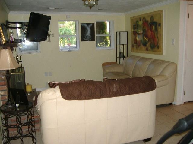 2002 Beulah Road Churchill, PA 15235 - Photo 11 of 17 Gallery Image 11