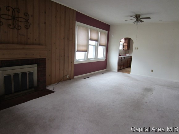 2000 South Pasfield Street Springfield, IL 62704 - Photo 3 of 9