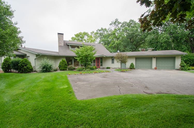 3660 Gordon Road Elkhart, IN 46516 - Photo 1 of 30 Gallery Image 1