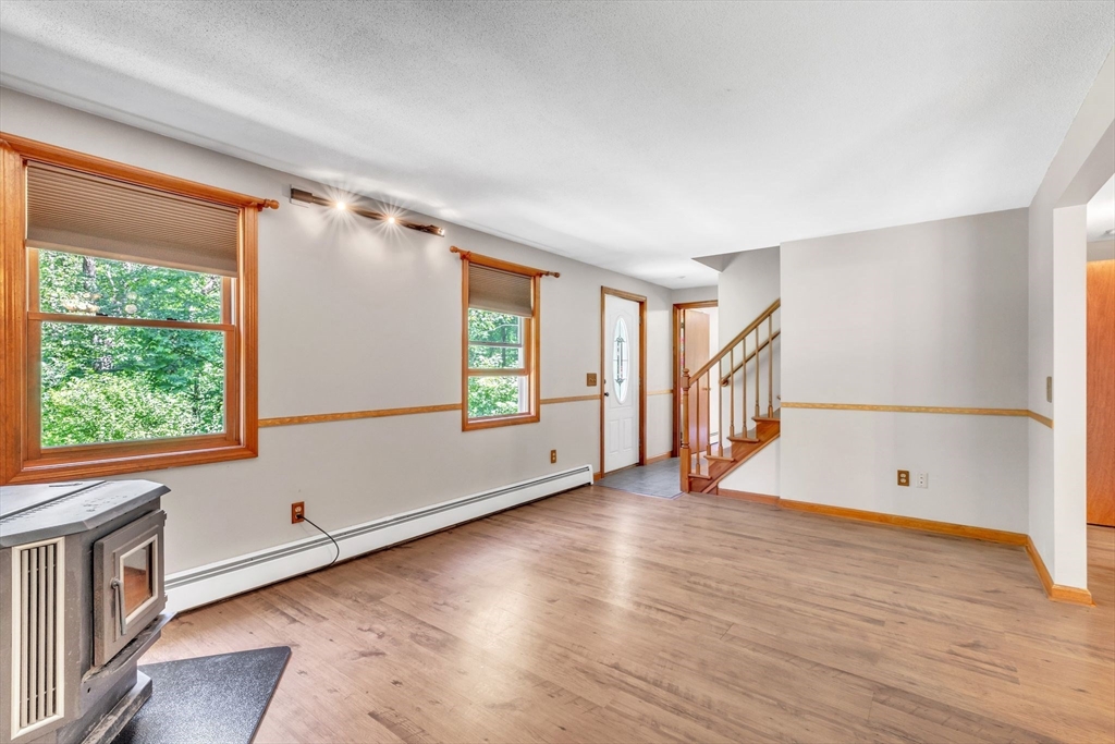 17 West Ware Road Palmer, MA 01069 - Photo 13 of 42 Gallery Image 13