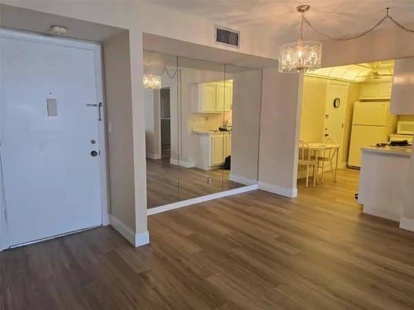 $200,000 | 1428 Southeast 4th Avenue, Unit 107, Deerfield Beach, FL 33441