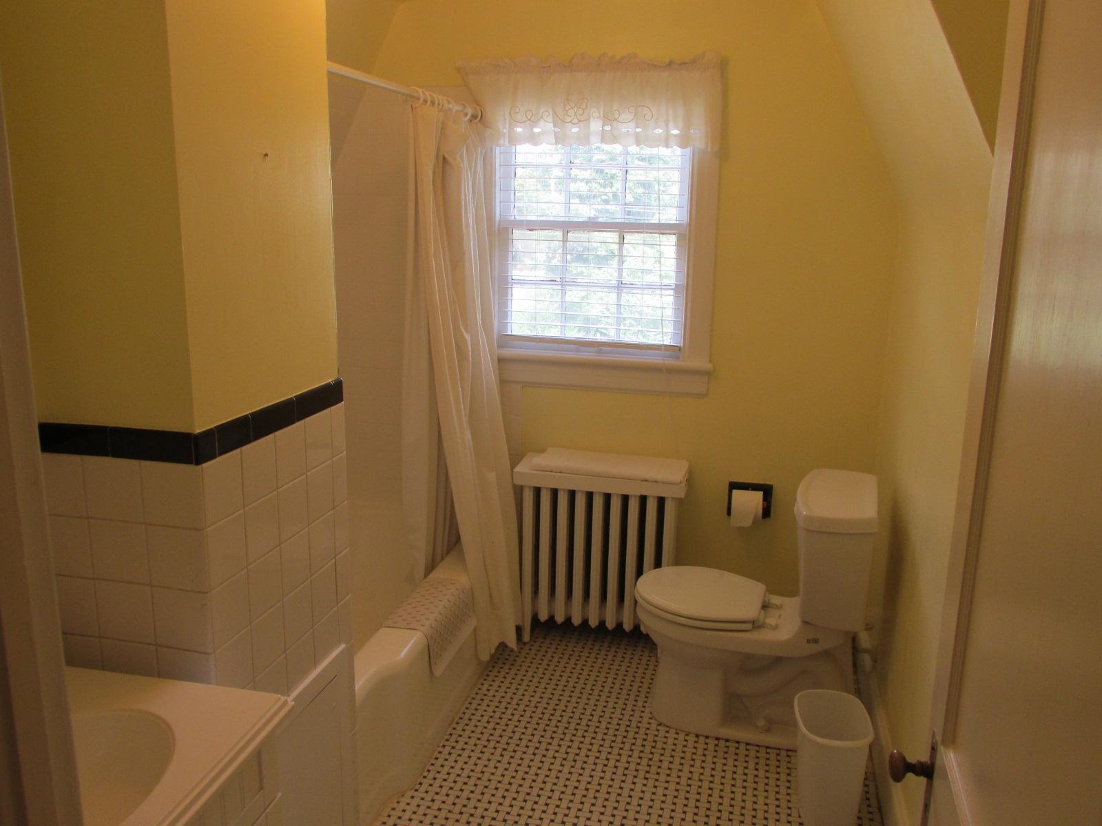 2958 Corbieshaw Road Southwest Roanoke, VA 24015 - Photo 18 of 43 IMG_7329