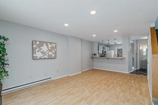 $325,000 | 71 Ti Lane, Shelburne, VT 05482