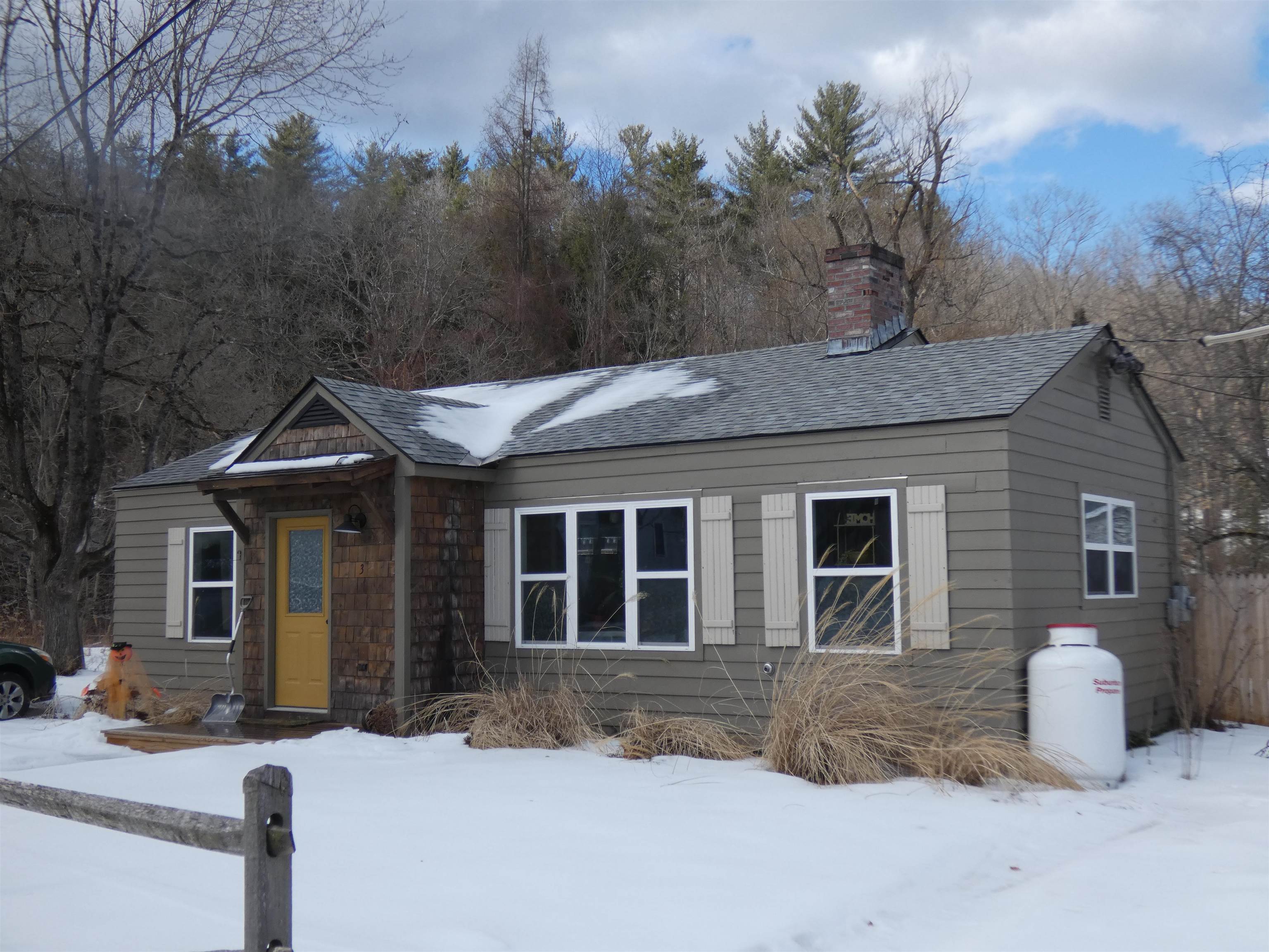 3 West Street Rockingham, VT 05101 - Photo 1 of 14