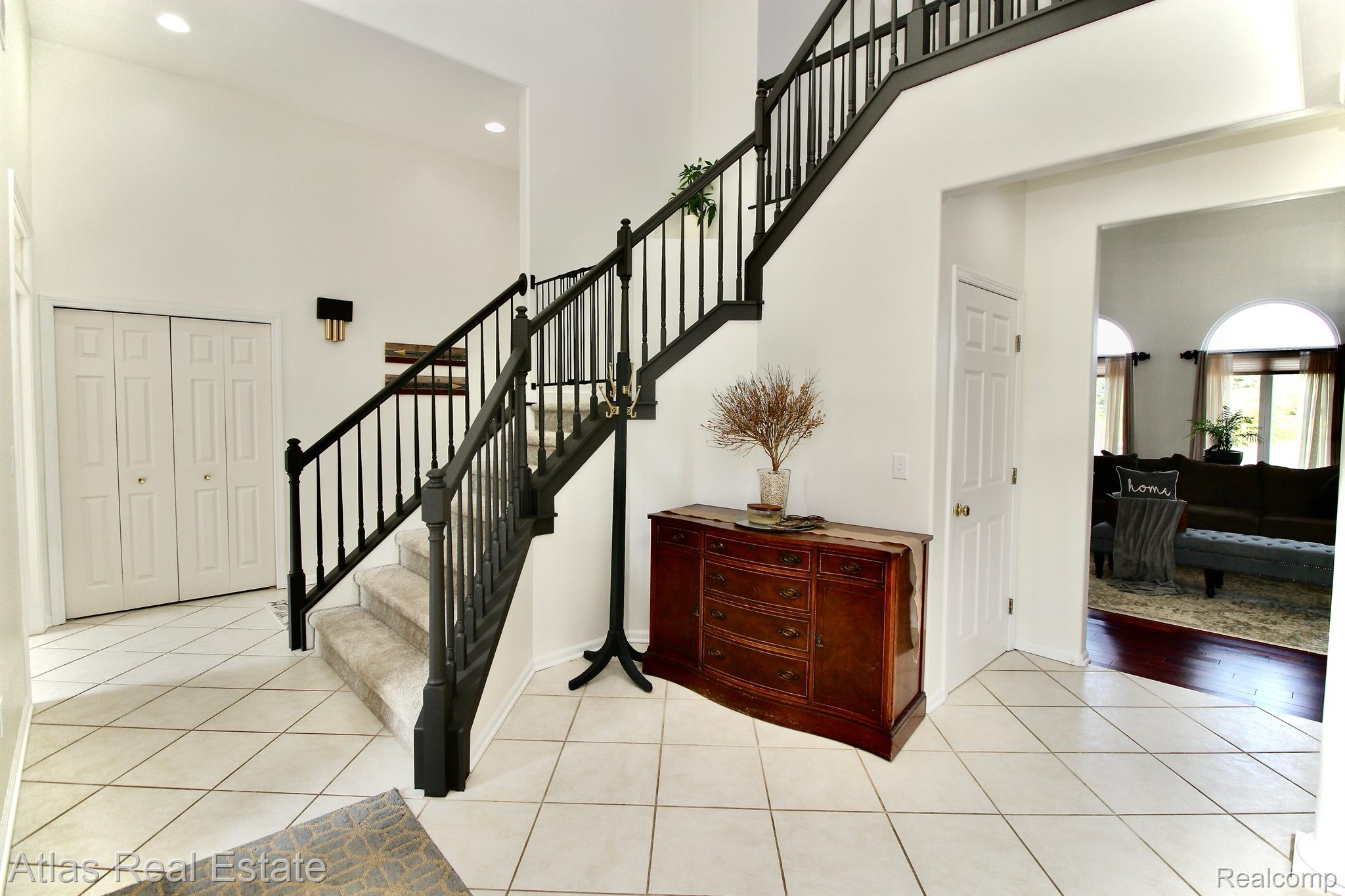 3333 North Henderson Road Davison, MI 48423 - Photo 8 of 72 Gallery Image 8