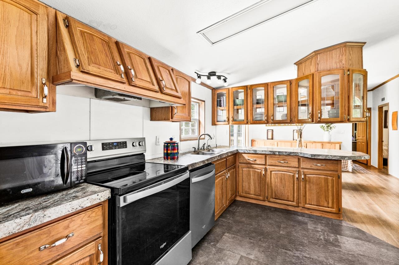 7679 Bear Trap Junction Road Saginaw, MN 55779 - Photo 10 of 50 Gallery Image 10