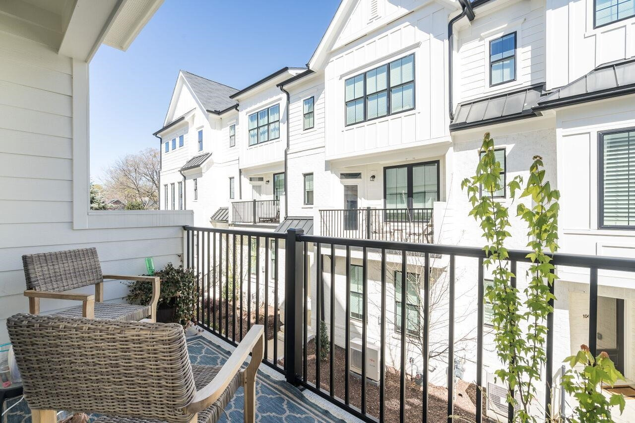 1501 Draper Vw Loop, Unit 104 Raleigh, NC 27608 - Photo 14 of 29 Photo 14