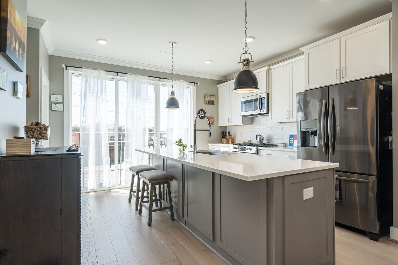 1501 Draper Vw Loop, Unit 104 Raleigh, NC 27608 - Photo 15 of 29 Photo 15