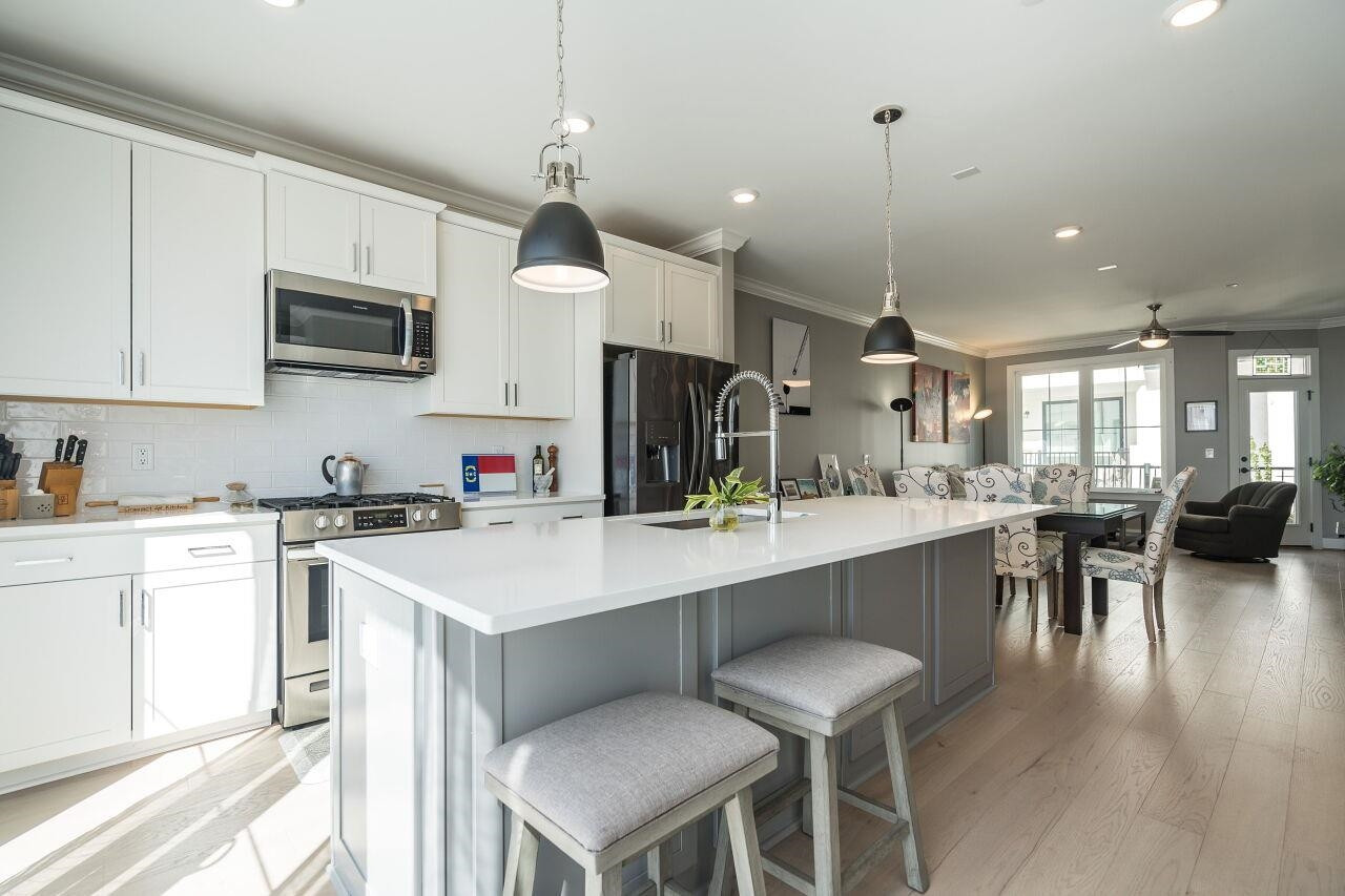 1501 Draper Vw Loop, Unit 104 Raleigh, NC 27608 - Photo 16 of 29 Photo 16