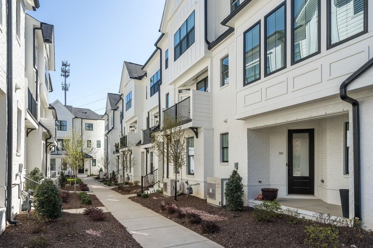 1501 Draper Vw Loop, Unit 104 Raleigh, NC 27608 - Photo 29 of 29 Photo 29