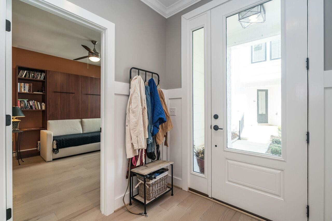 1501 Draper Vw Loop, Unit 104 Raleigh, NC 27608 - Photo 4 of 29 Photo 4