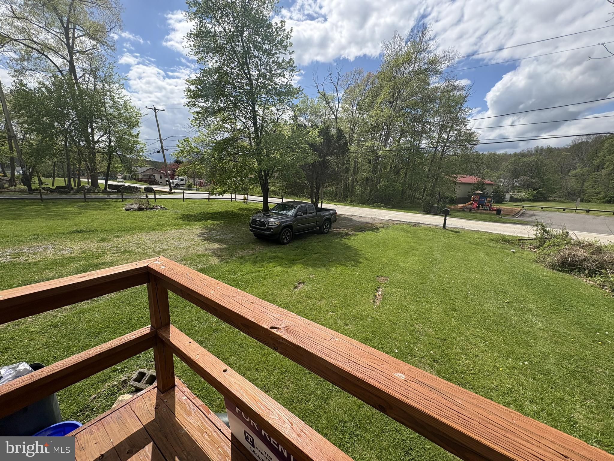 3541 Mount Road Aston, PA 19014 - Photo 3 of 14 Tranquil view of green surroundings.