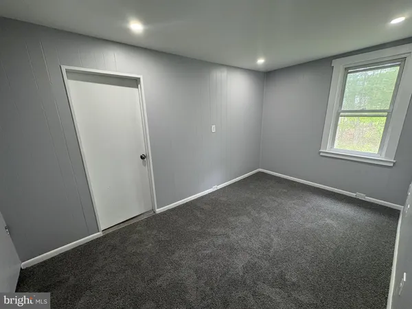 $325,000 | 3541 Mount Road, Aston, PA 19014