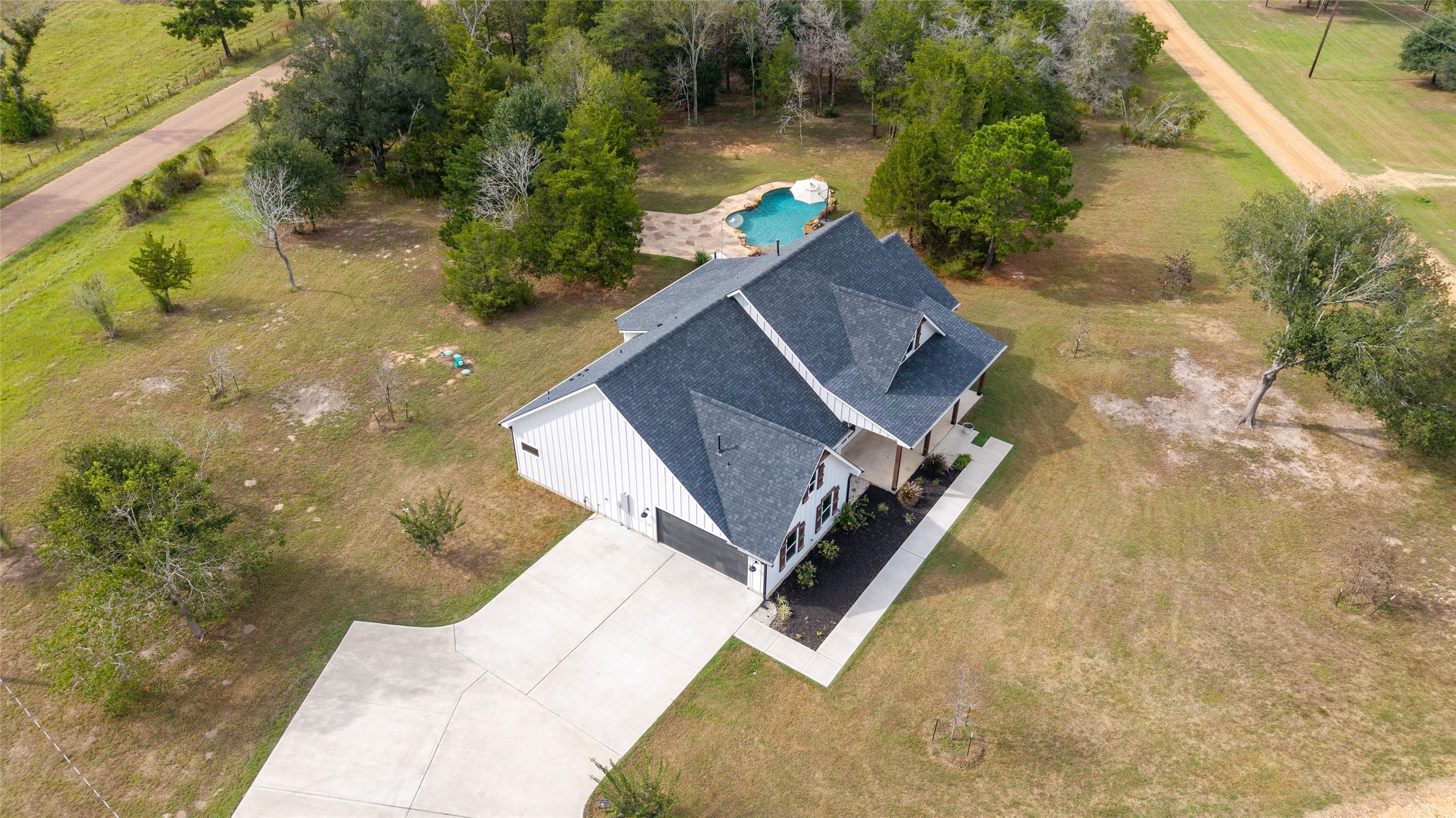 1011 Bonfire West Road Cat Spring, TX 78933 - Photo 43 of 48 Gallery Image 43