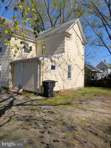 $1,300 | 405 Poplar Street, Salisbury, MD 21804