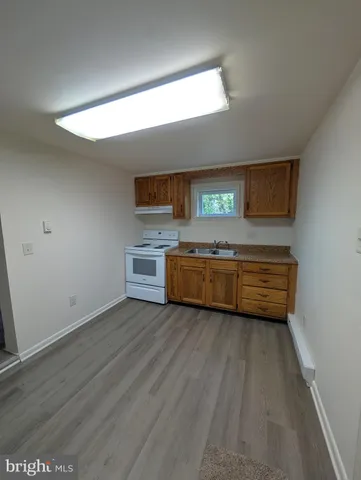 $1,300 | 405 Poplar Street, Salisbury, MD 21804