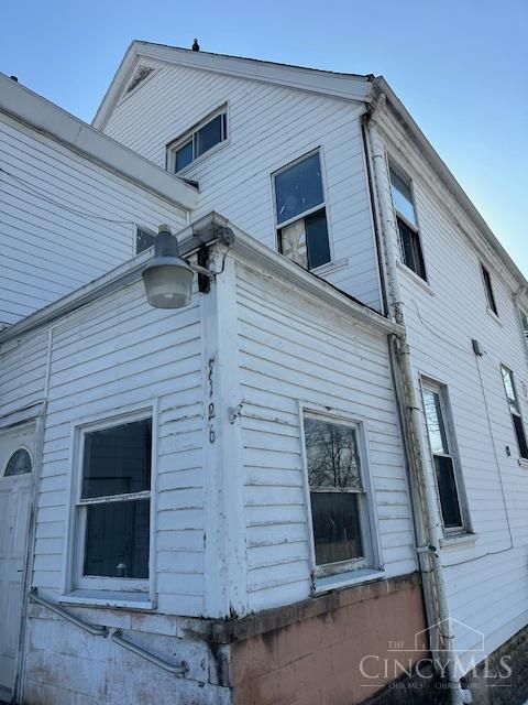 7126 River Road Cincinnati, OH 45233 - Photo 10 of 27