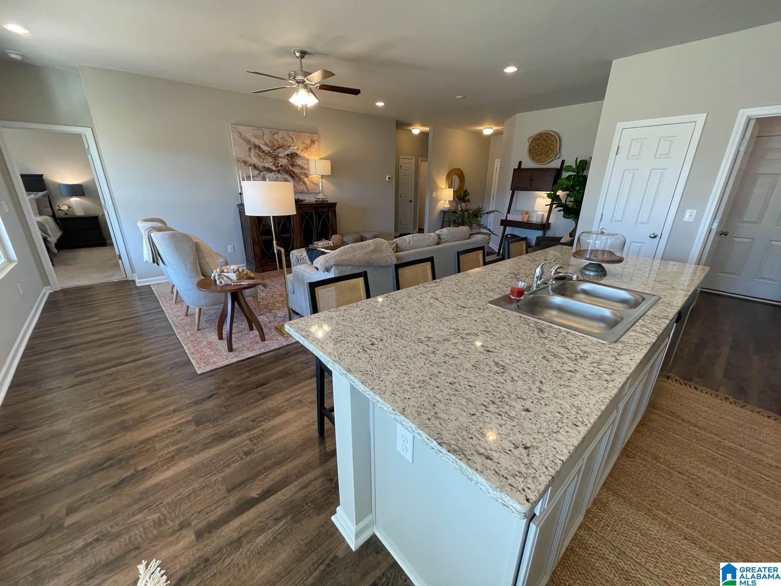 246 Amber Avenue Calera, AL 35040 - Photo 5 of 17