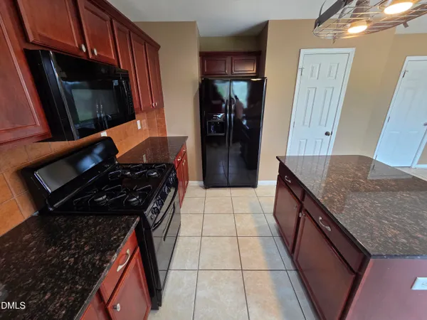 $2,100 | 610 Conover Road, Durham, NC 27703