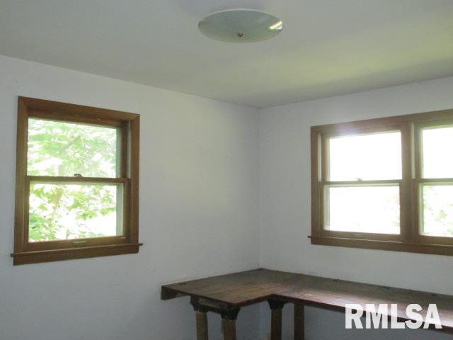405 Spring Court Washington, IL 61571 - Photo 9 of 21 Gallery Image 9