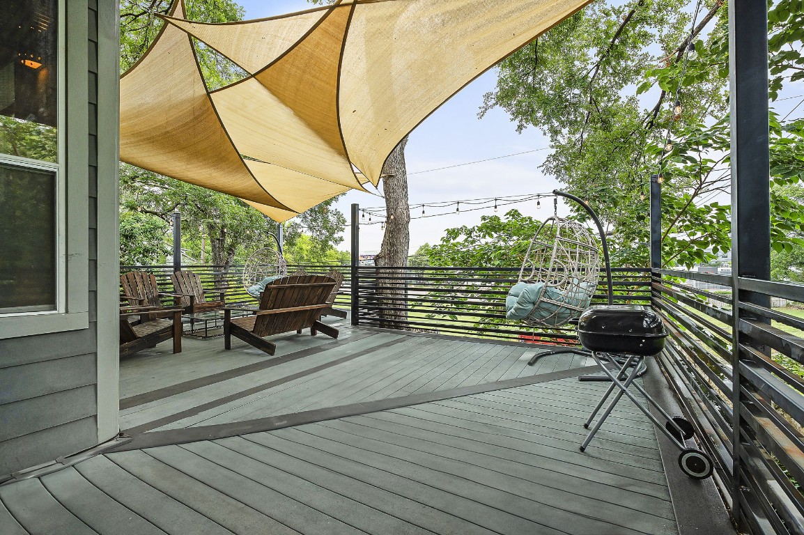 1007 East 8th Street Austin, TX 78702 - Photo 10 of 37 a view of a deck with wooden floor and outdoor space