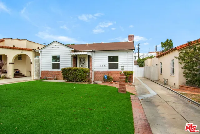 $1,100,000 | 4325 West 58th Place, Los Angeles, CA 90043