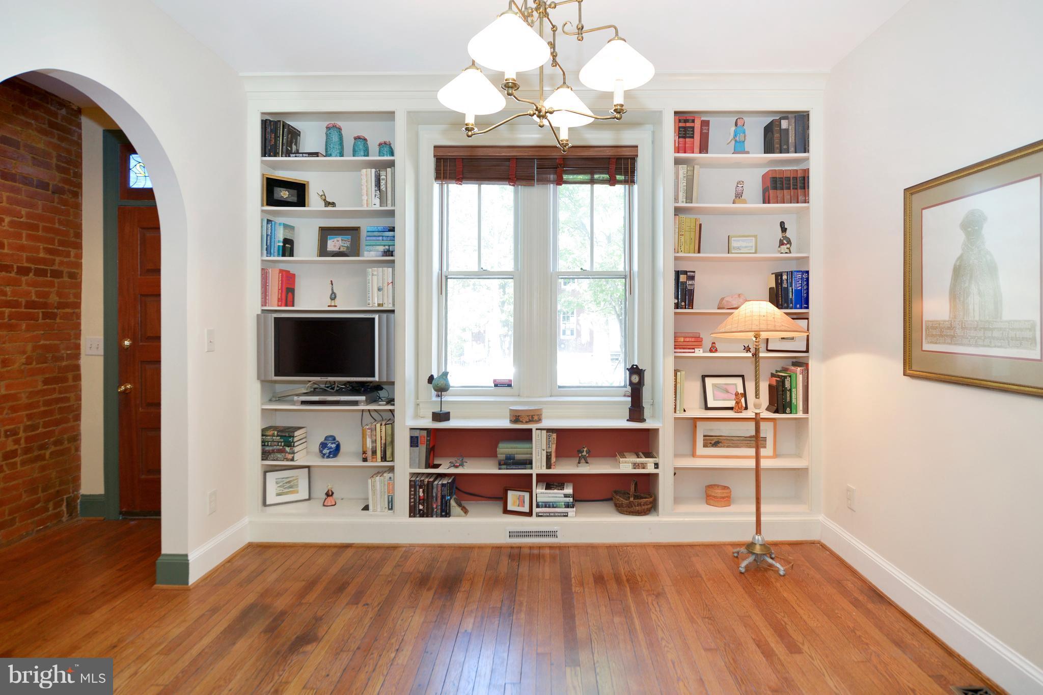 412 7th Street Southeast Washington, DC 20003 - Photo 3 of 30 Built-in Bookshelves