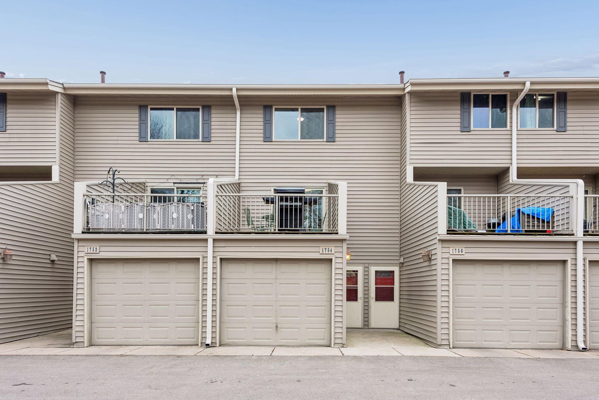 1754 Meadowlark Road, Unit 41754 Eagan, MN 55122 - Photo 2 of 37