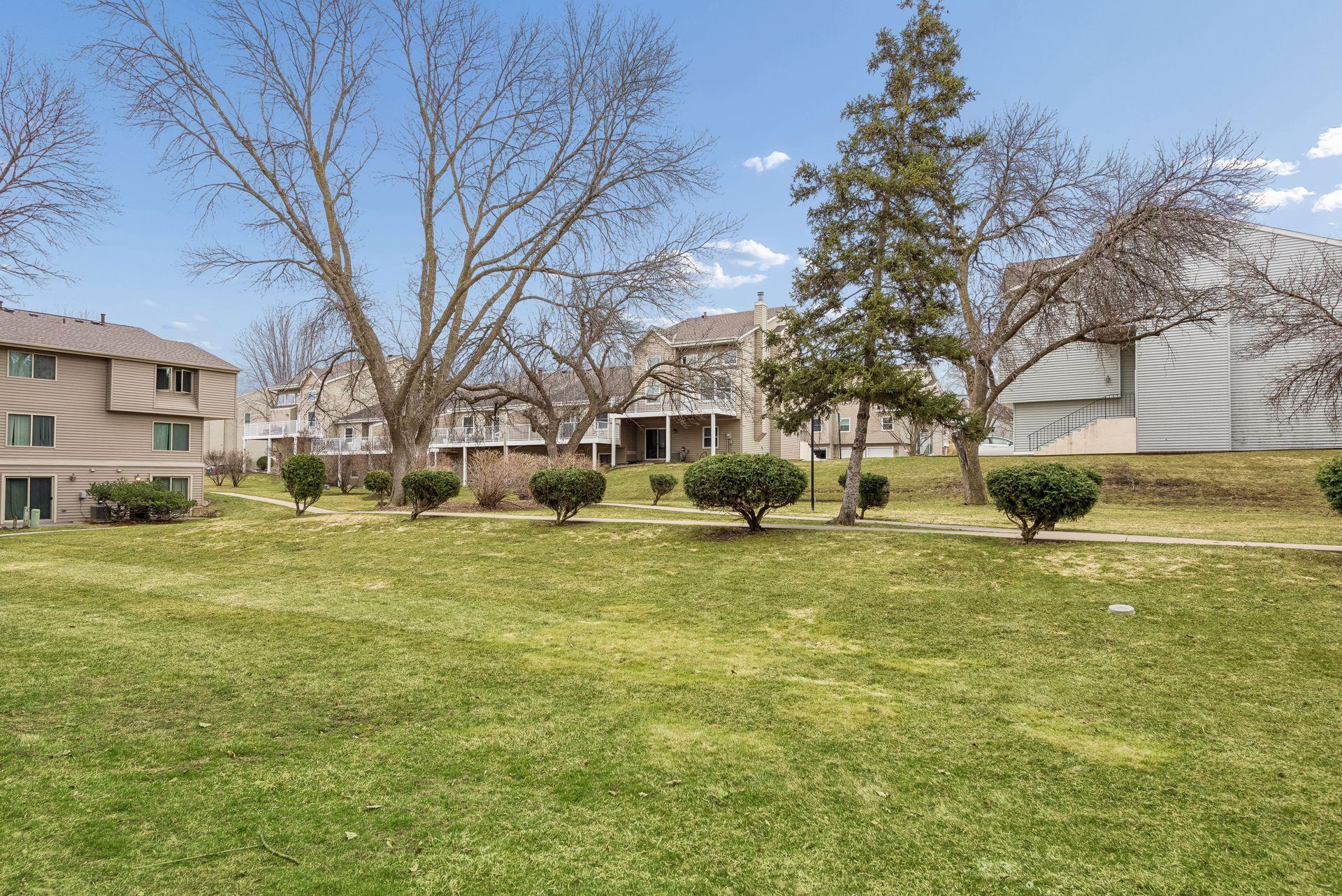 1754 Meadowlark Road, Unit 41754 Eagan, MN 55122 - Photo 29 of 37