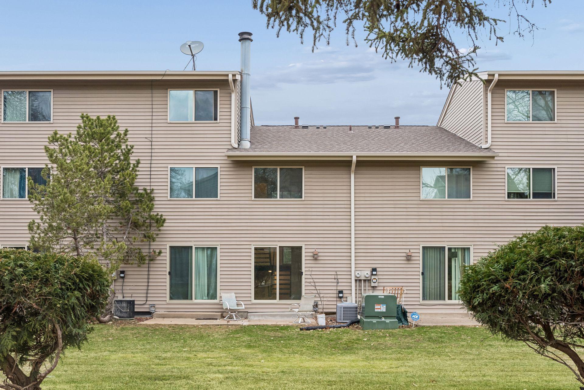 1754 Meadowlark Road, Unit 41754 Eagan, MN 55122 - Photo 33 of 37