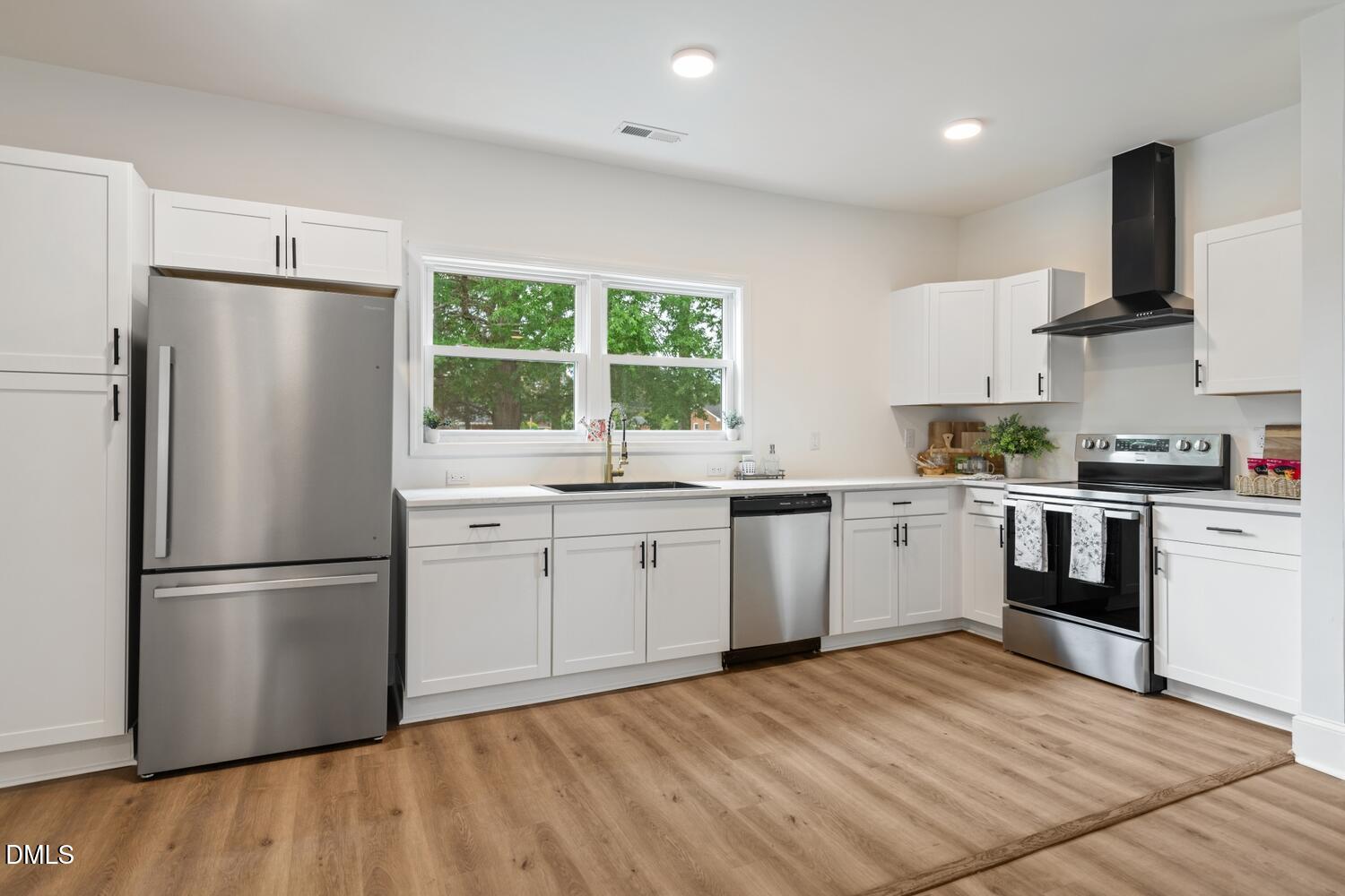 407 West D Street Erwin, NC 28339 - Photo 19 of 26 NCR_5521