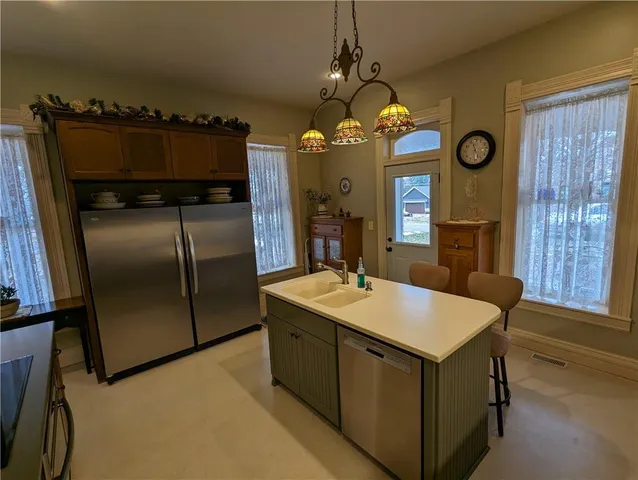 $600,000 | 433 West State Street, Troy, KS 66087